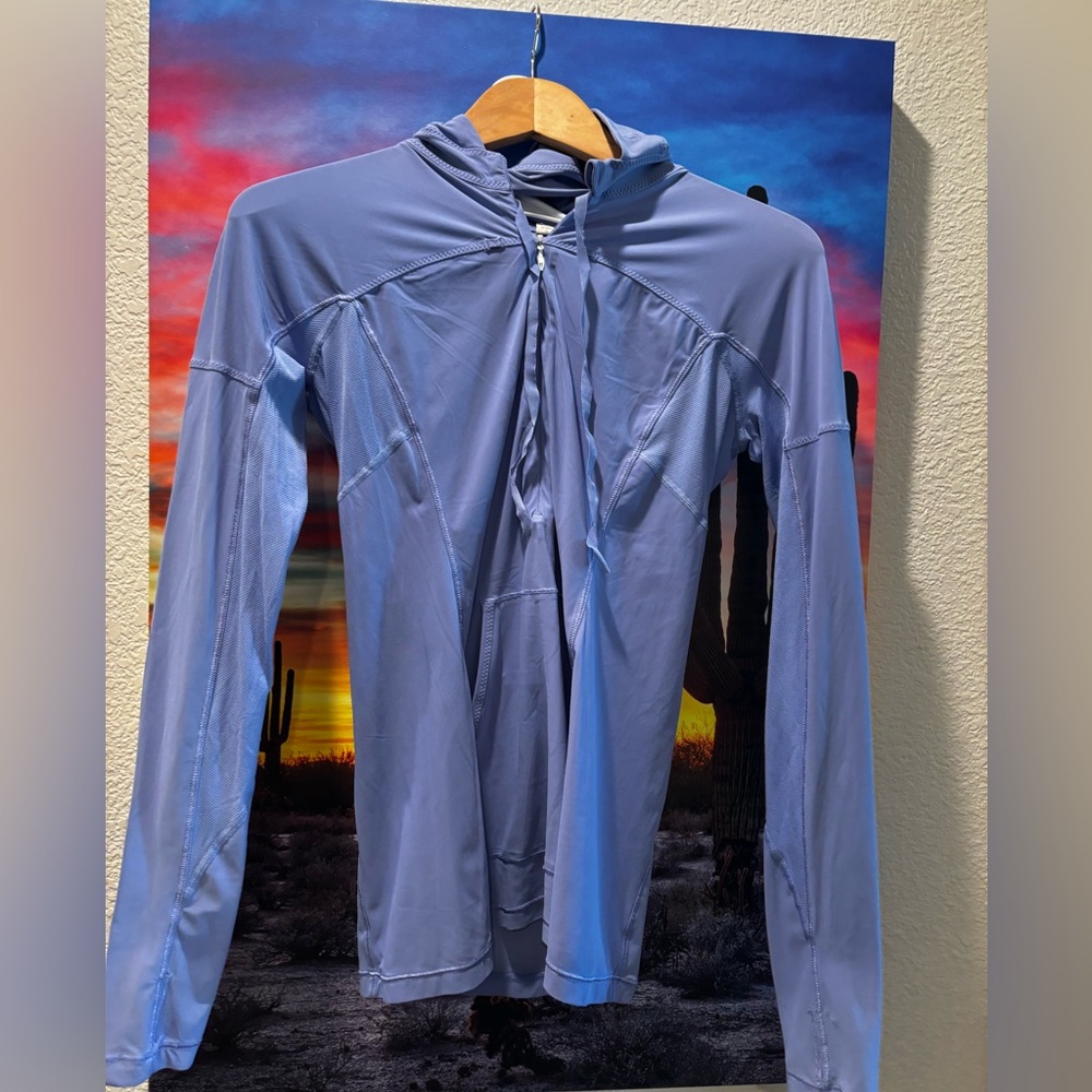 COPY - Lululemon run in the sun long sleeve hooded top 6